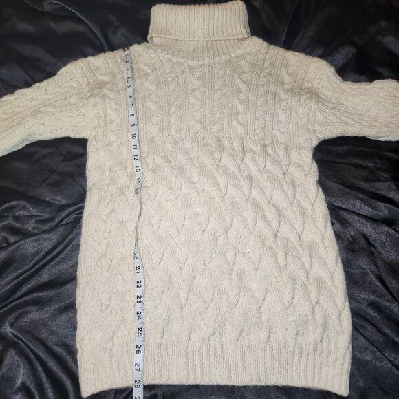 Roberta Freymann Chunky Cable Knit Wool Turtleneck - Picture 5 of 6